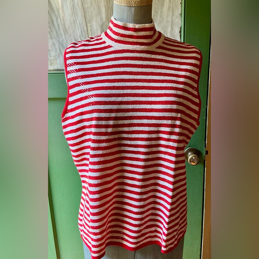 Vintage St.John Knit Red & White Stripe Sequin Top. PERFECT FOR CHRISTMAS